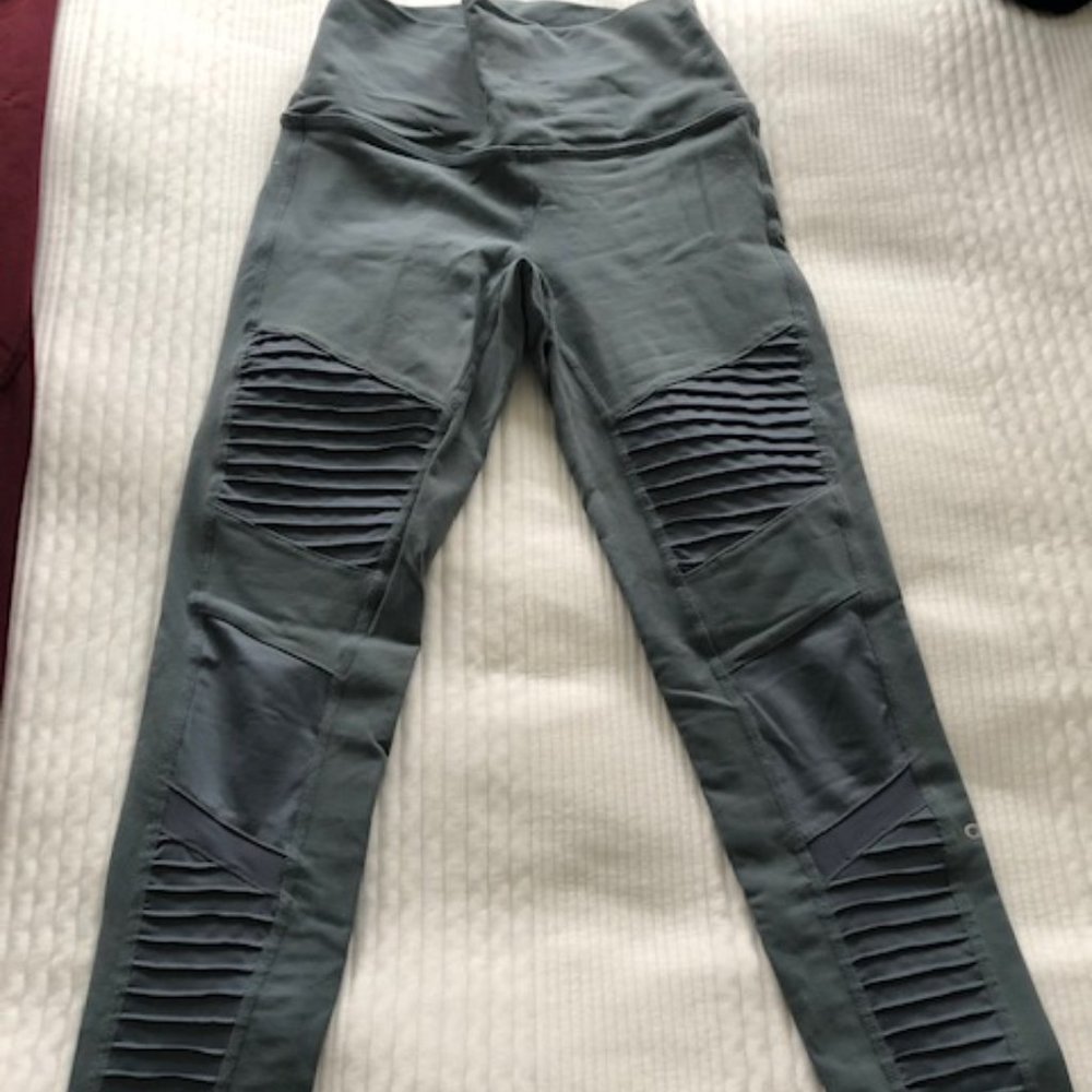 ALO Yoga Blue Gray Legging